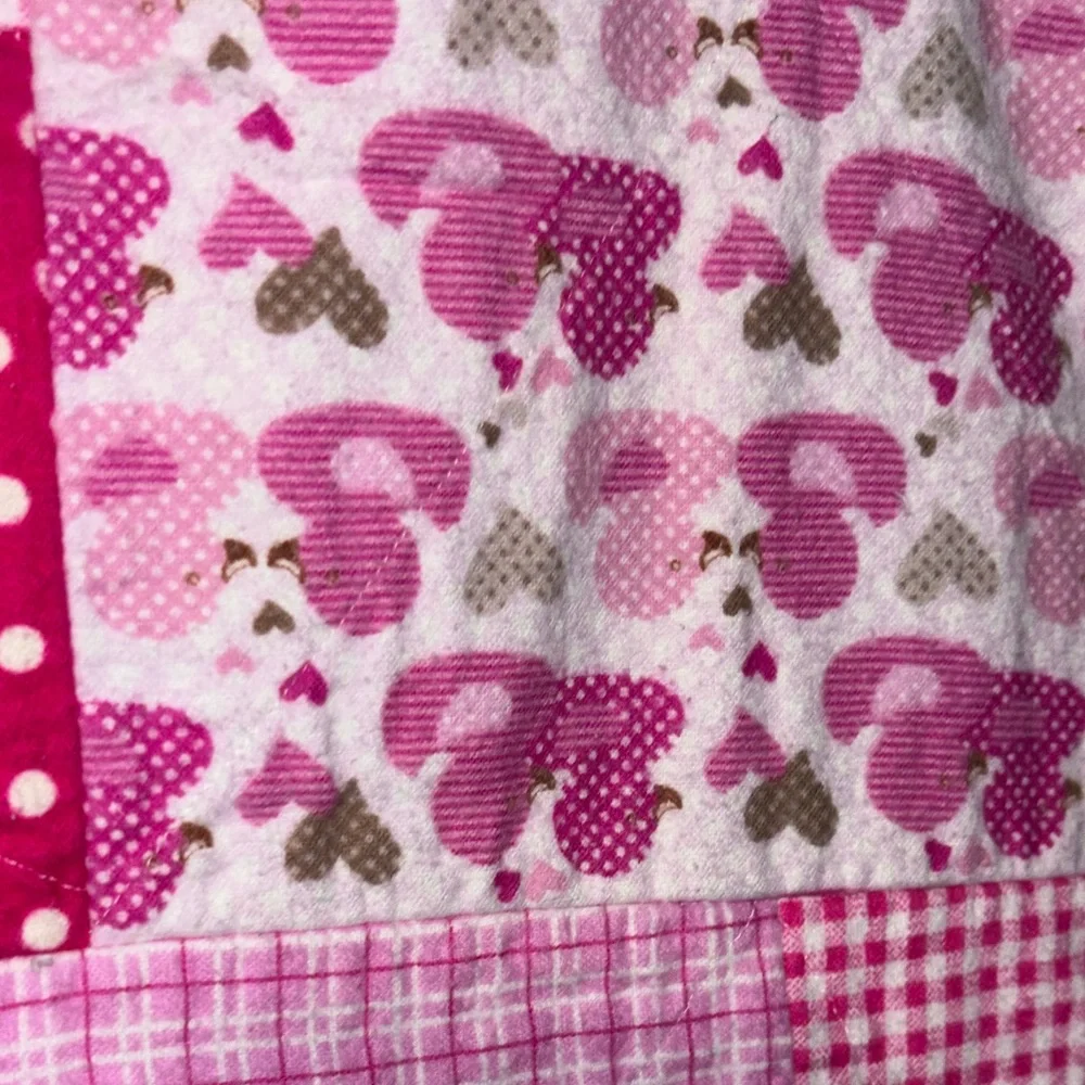Handmade pink Patchwork Rag Quilt - Picture 7 of 10